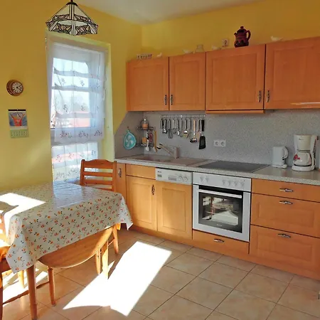 Haus Brahmst #26455 شقة